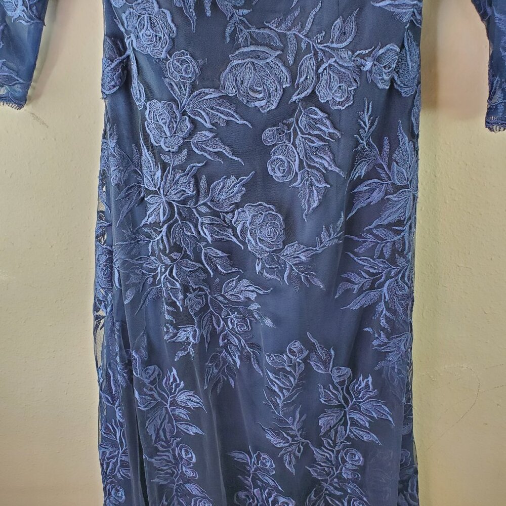 La Femme Womens Navy Floral Embroidered Mesh A-Line Gown Sz 6 - Picture 7 of 11